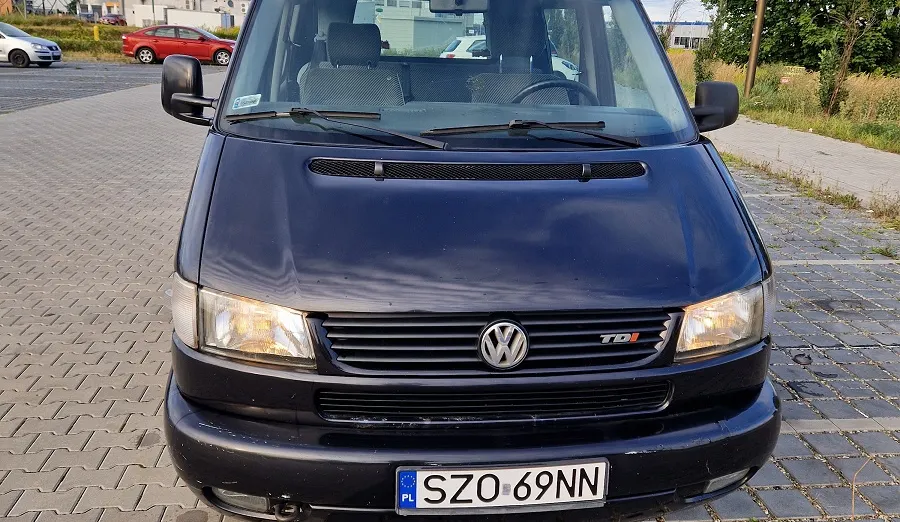 VOLKSWAGEN Transporter -