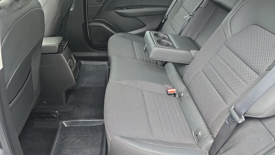 RENAULT Arkana Arkana 1.6 E-TECH Intens MMT