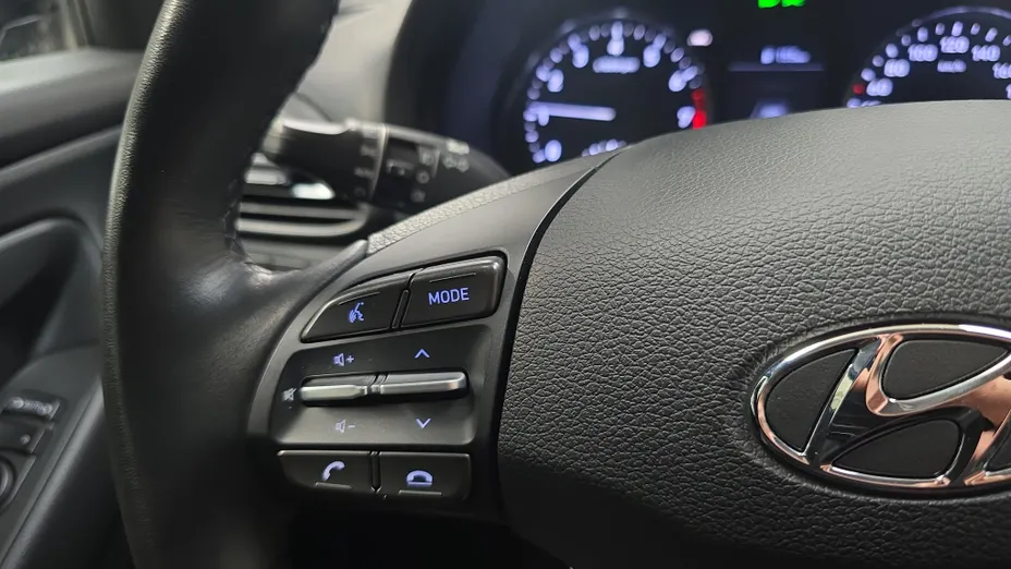 HYUNDAI i30 i30 1.0 T-GDI Smart