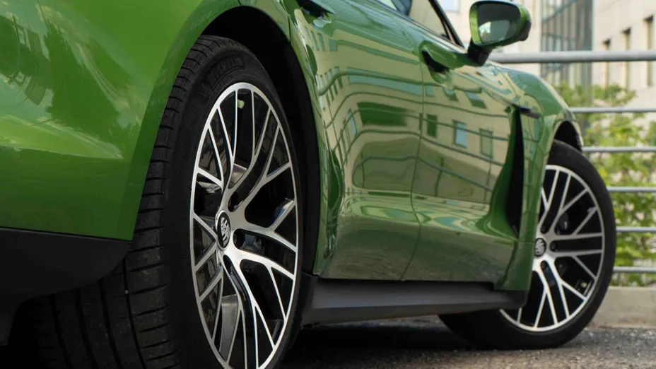 PORSCHE Taycan Taycan Sport Turismo