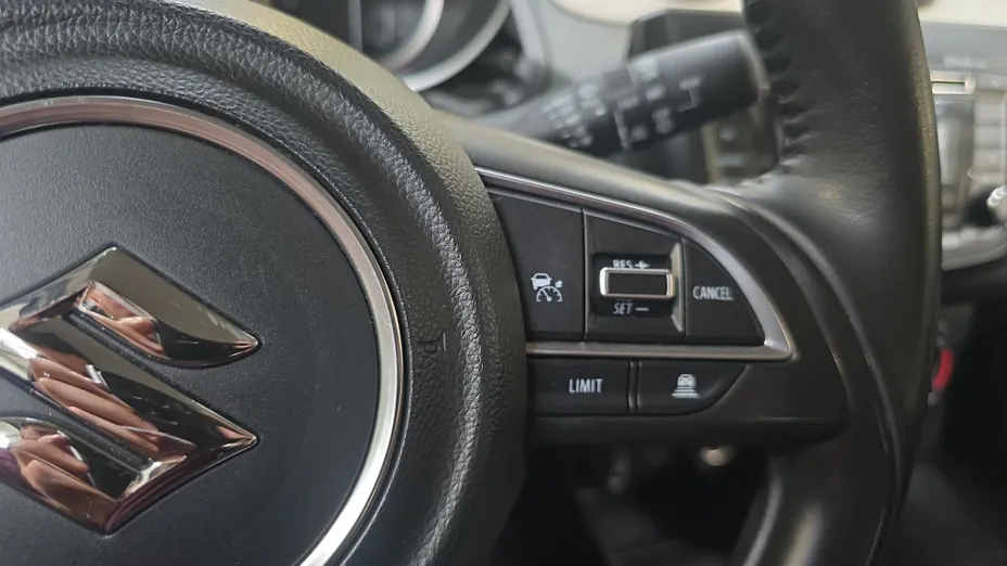 SUZUKI Swift Swift 1.2 Dualjet SHVS Premium