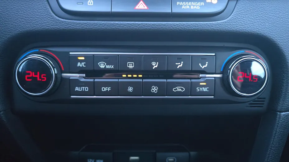 KIA Cee'd Ceed 1.5 T-GDI M