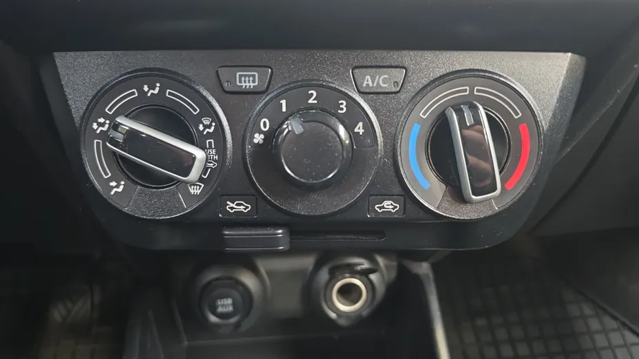 SUZUKI Swift Swift 1.2 Dualjet SHVS Premium