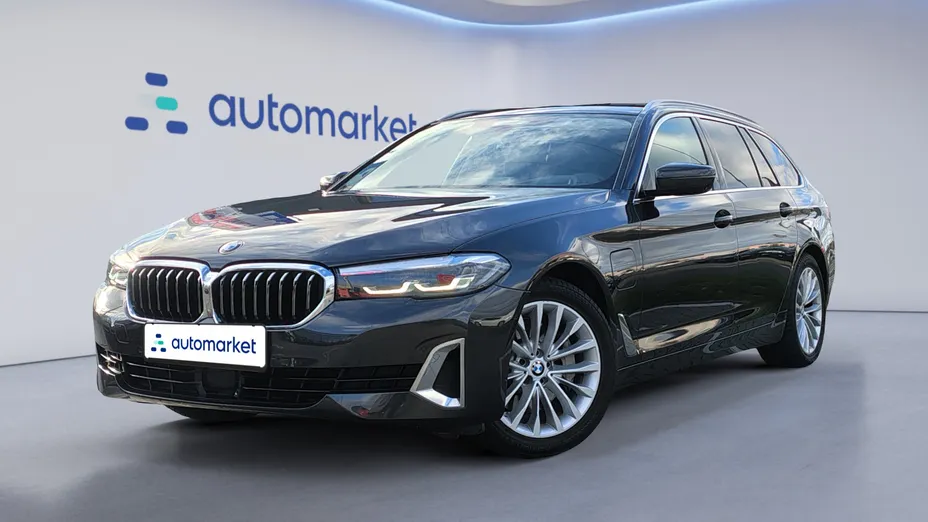 BMW Seria 5 530e xDrive Luxury Line aut