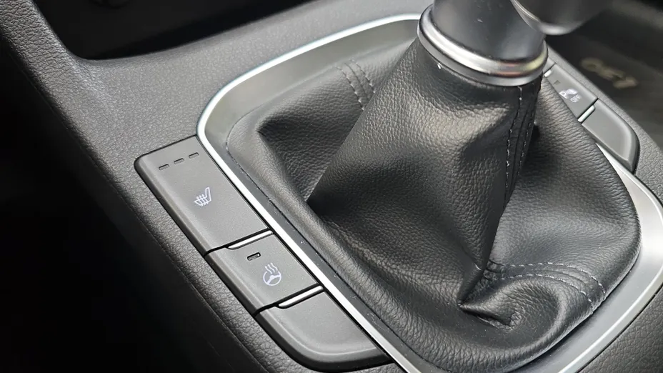 HYUNDAI i30 i30 1.0 T-GDI Smart