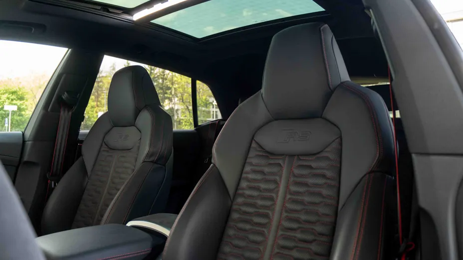 AUDI Q8 / E-Tron RS Q8 TFSI mHEV Quattro Tiptronic