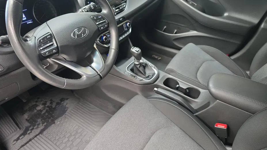 HYUNDAI i30 i30 1.0 T-GDI Smart