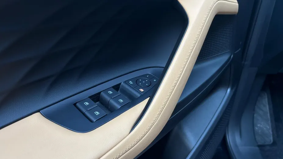 MG HS HS 1.5 T-GDI Exclusive DCT Nowy