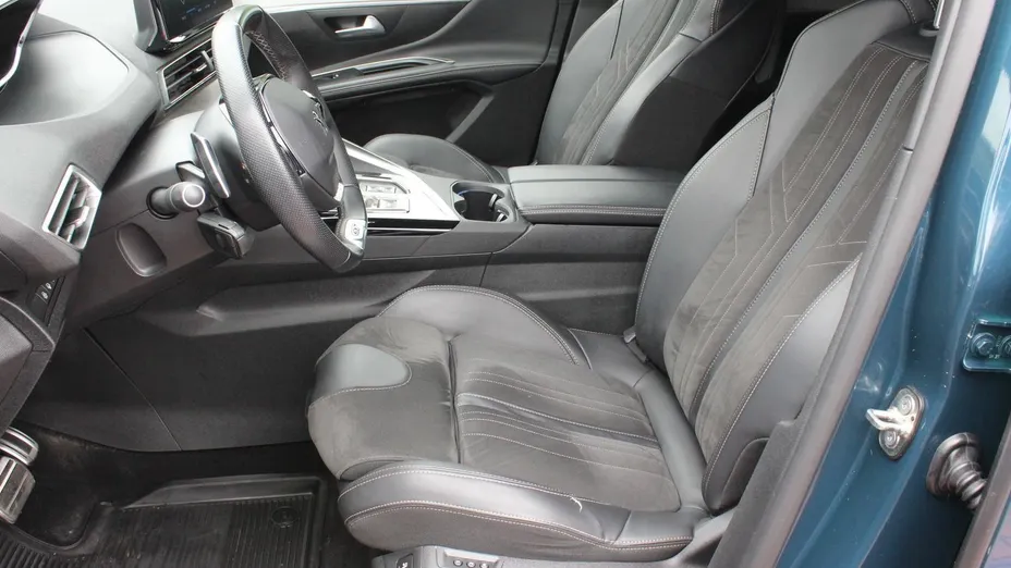 PEUGEOT 5008 5008 1.2 PureTech GT Pack S&S EAT8