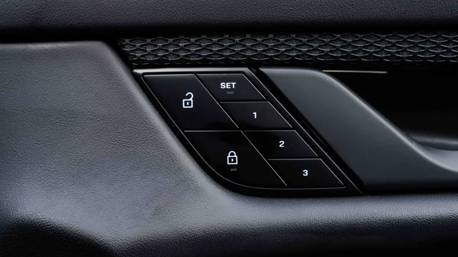 PORSCHE Taycan Taycan Sport Turismo