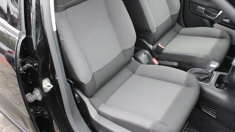 CITROEN C3 C3 1.2 PureTech Shine EAT6