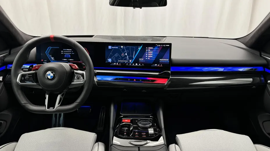 BMW Seria 5 M5 PHEV aut