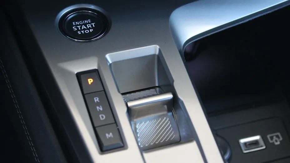 PEUGEOT 408 408 1.2 PureTech Allure Pack S&S EAT8