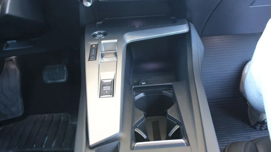 PEUGEOT 408 408 1.2 PureTech Allure Pack S&S EAT8