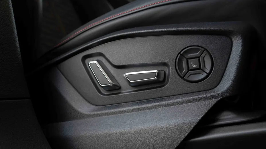 AUDI Q8 / E-Tron RS Q8 TFSI mHEV Quattro Tiptronic