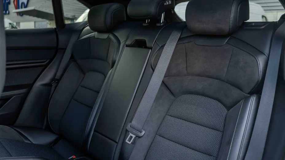 PORSCHE Taycan Taycan Sport Turismo