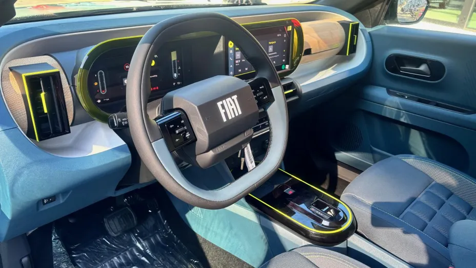 FIAT Grande Panda Grande Panda 1.2 mHEV La Prima eDCT Nowy