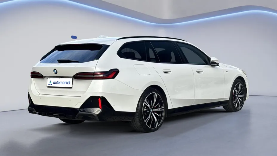 BMW Seria 5 540d xDrive mHEV M Sport aut