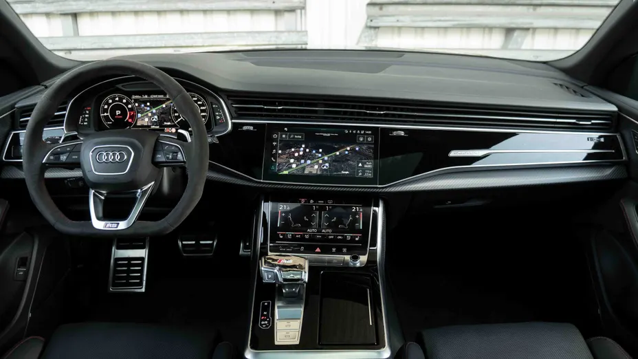 AUDI Q8 / E-Tron RS Q8 TFSI mHEV Quattro Tiptronic