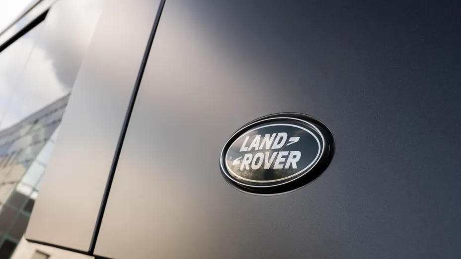 LAND ROVER Defender Defender 110 5.0 P525 V8 Carpathian Edition
