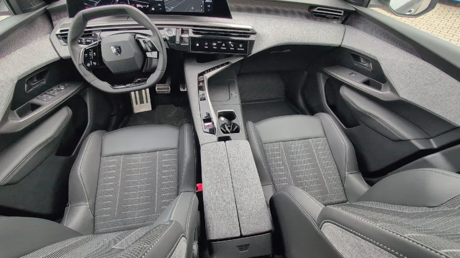 PEUGEOT 5008 5008 1.2 PureTech mHEV GT S&S e-DCS6