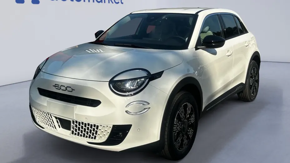 FIAT 600 600 1.2 Turbo Hybrid Icon eDCT Nowy