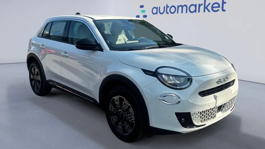 FIAT 600 600 1.2 Turbo Hybrid Icon eDCT Nowy