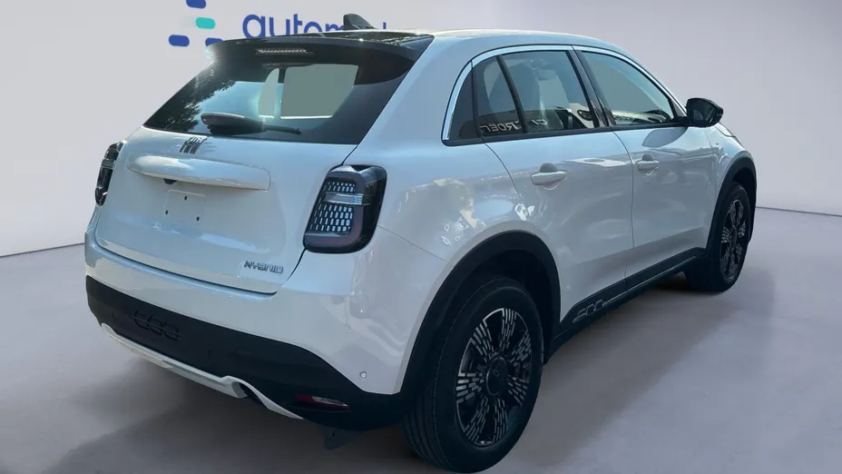 FIAT 600 600 1.2 Turbo Hybrid Icon eDCT Nowy