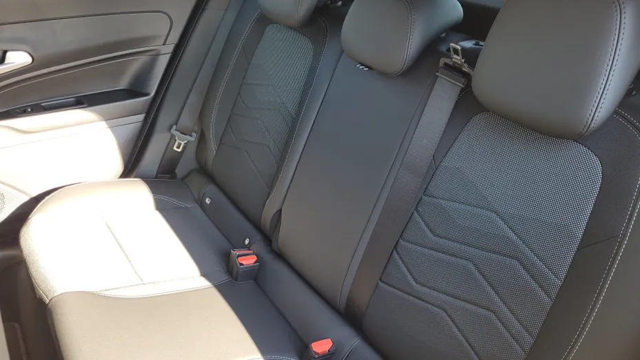 JEEP Avenger Avenger 1.2 T3 mHEV Summit FWD eDCT6 Nowy