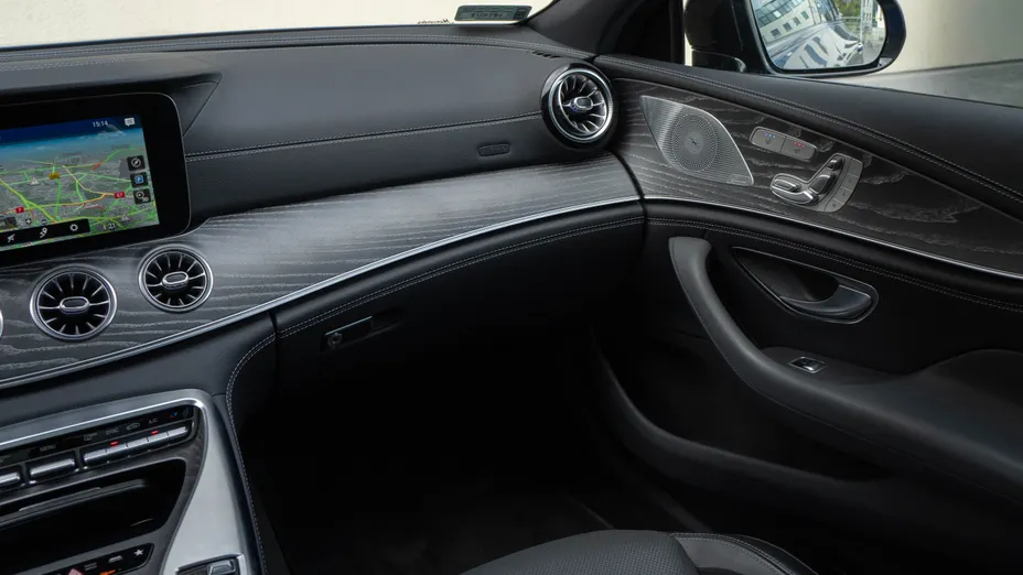 MERCEDES-BENZ AMG GT Mercedes AMG GT 43 4-Matic+
