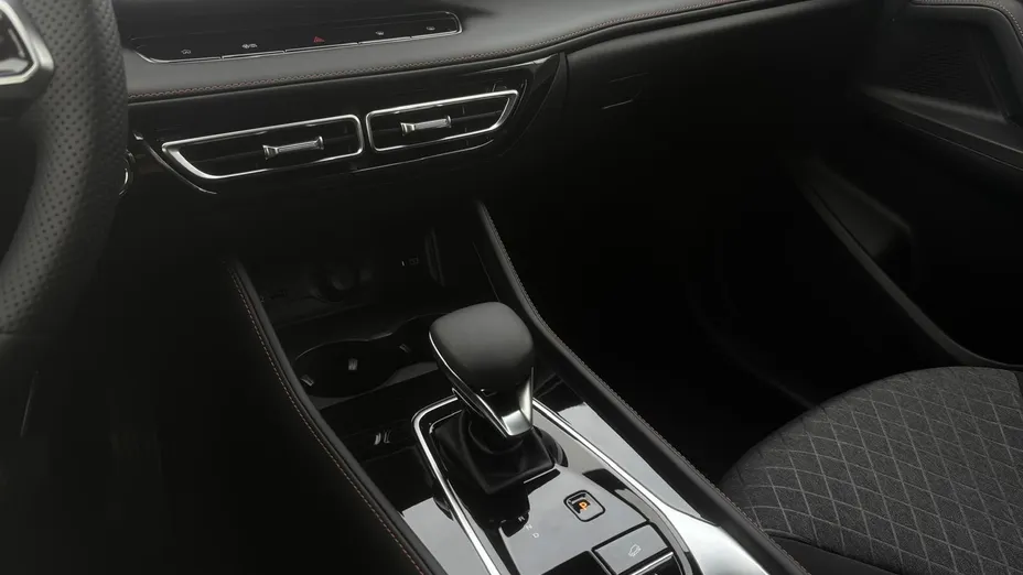 MG HS HS 1.5T HEV+ Excite aut Nowy