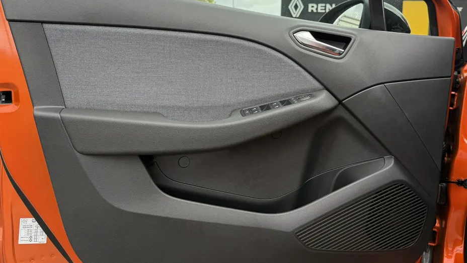 RENAULT Clio Clio 1.0 TCe Techno X-Tronic Nowy