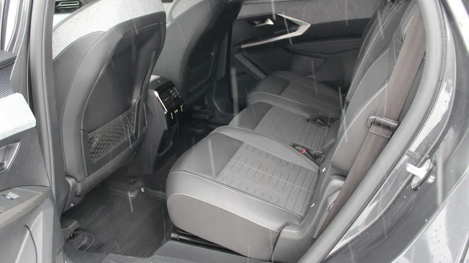 PEUGEOT 5008 5008 1.2 PureTech mHEV GT S&S e-DCS6 Nowy