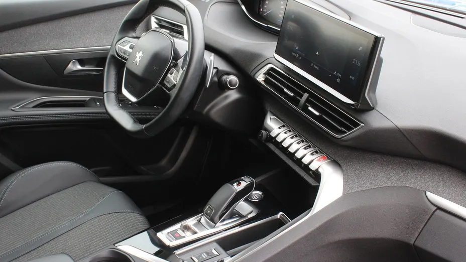 PEUGEOT 3008 3008 1.2 PureTech Active Pack S&S EAT8