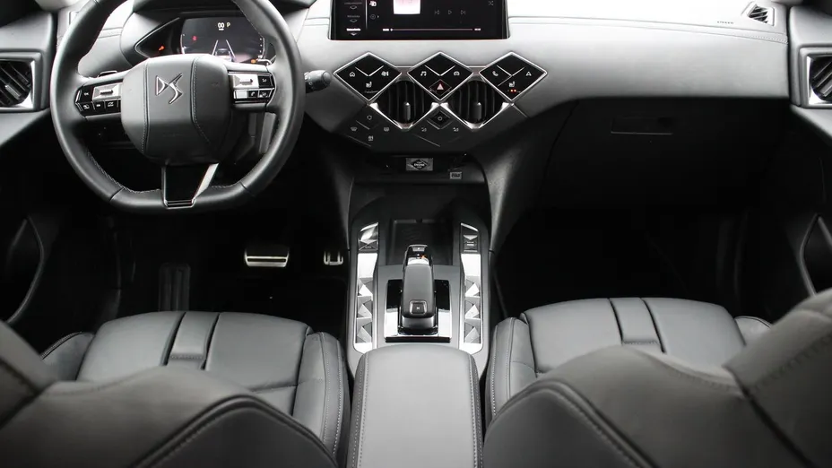 DS DS3 Crossback DS 3 PureTech 130 Opera aut