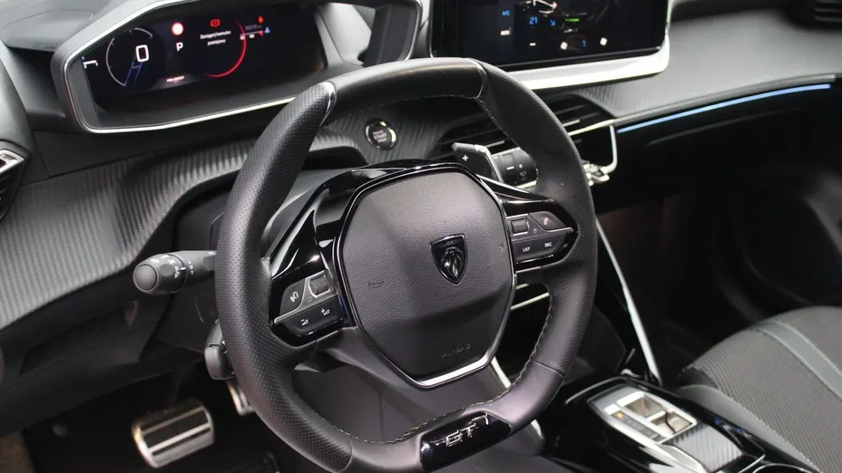 PEUGEOT 208 208 1.2 mHEV GT