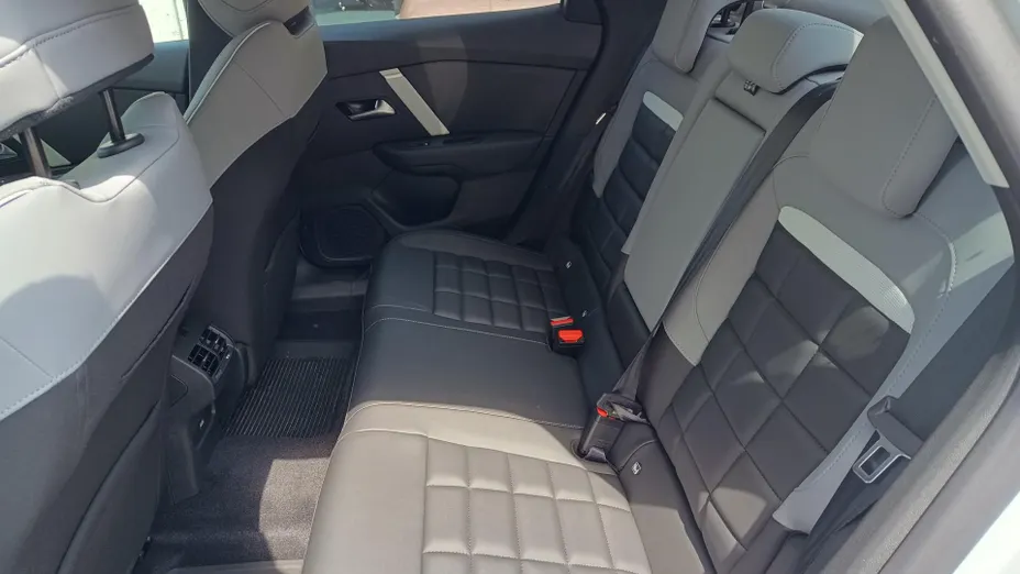 CITROEN C4 X C4 X 1.2 mHEV Max eDCT6