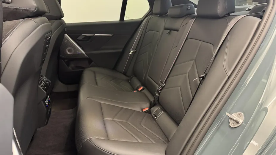 BMW Seria 5 550e xDrive PHEV M Sport aut