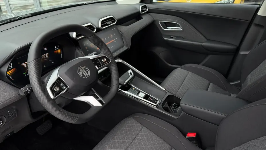 MG ZS ZS 1.5 HEV+ Excite aut Nowy