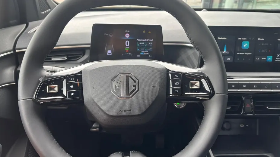 MG MG3 MG3 1.5 HEV+ Exclusive Nowy