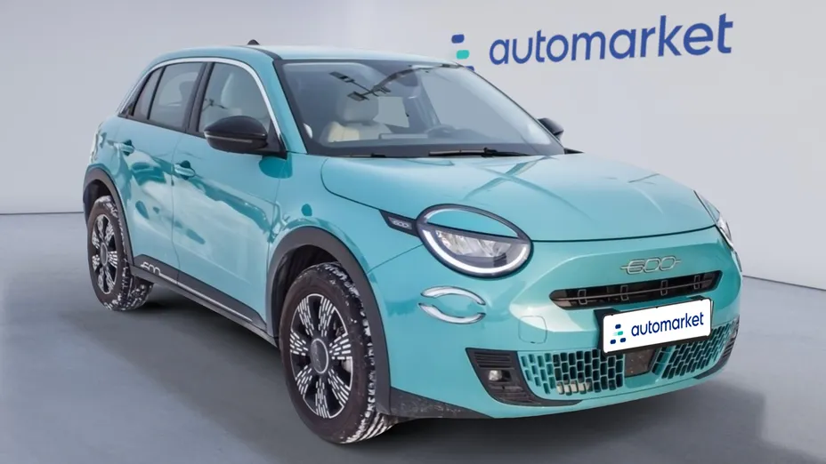 FIAT 600 600 1.2 Turbo Hybrid eDCT