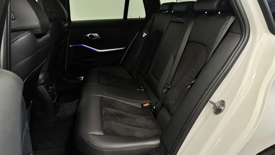 BMW Seria 3 330i M Sport sport-aut