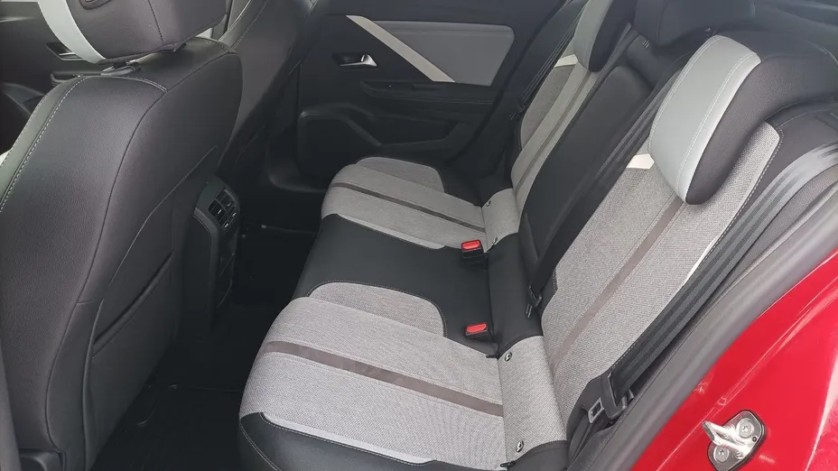 OPEL Astra Astra V 1.2 T Elegance S&S