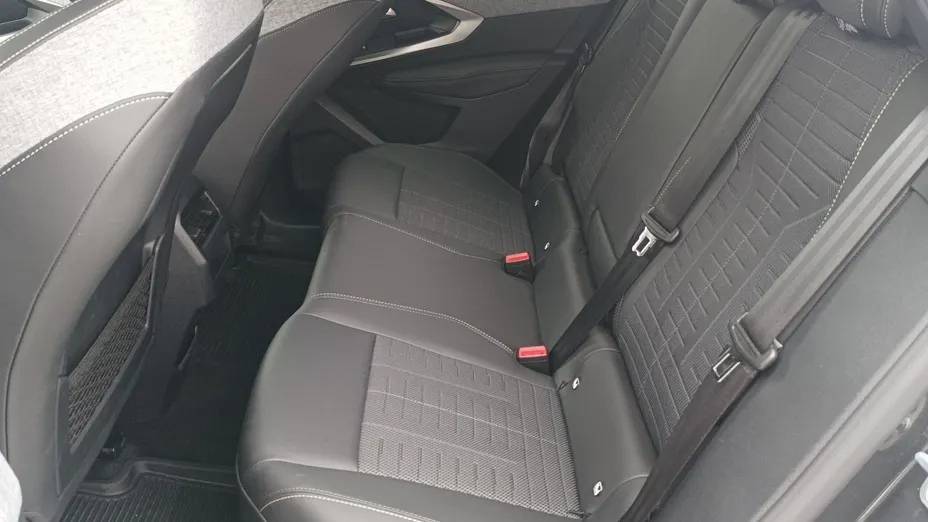 PEUGEOT 3008 3008 1.2 PureTech mHEV GT S&S e-DCS6