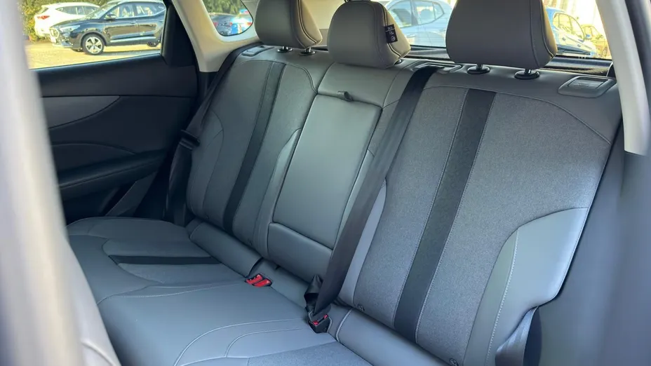 MG MGS5 MGS5 64kWh Long Range RWD Exclusive