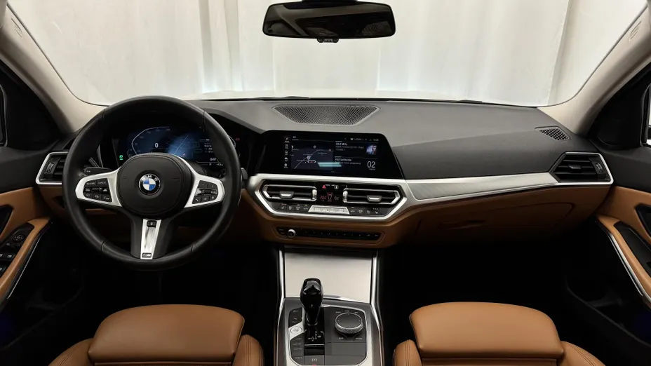 BMW Seria 3 330i xDrive Sport Line sport-aut