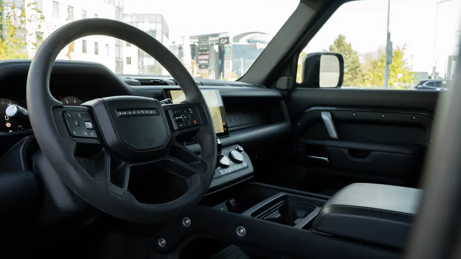 LAND ROVER Defender Defender 110 5.0 P525 V8 Carpathian Edition