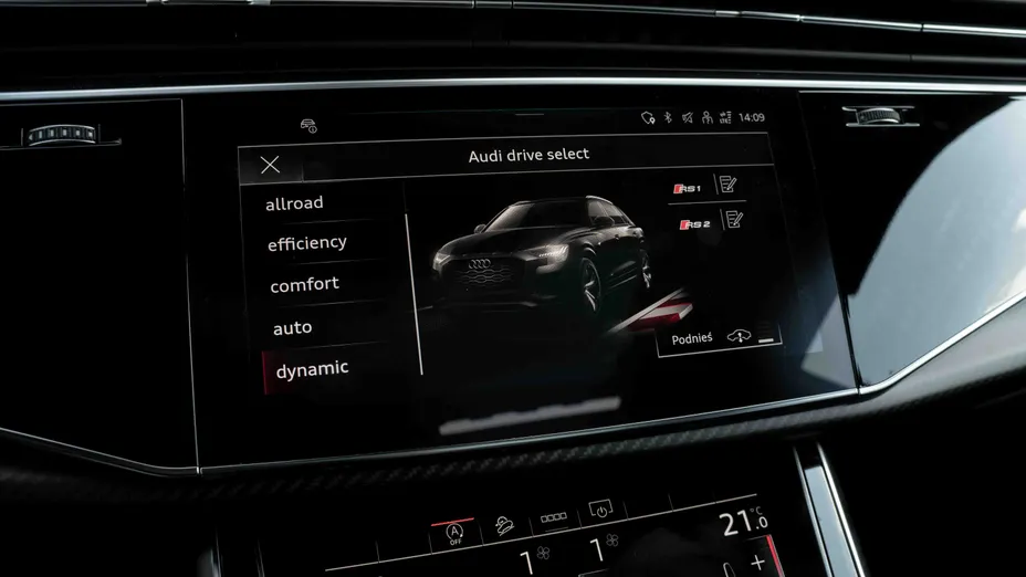 AUDI Q8 / E-Tron RS Q8 TFSI mHEV Quattro Tiptronic