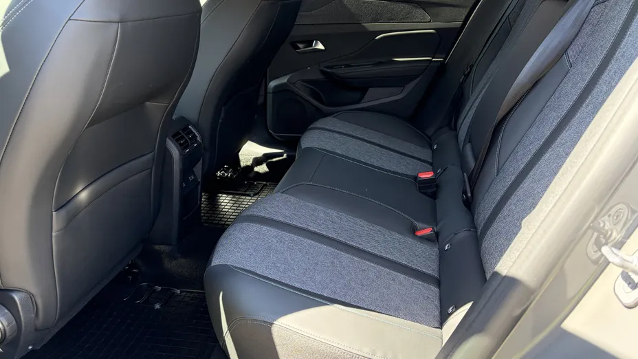 PEUGEOT 408 408 1.2 PureTech Allure Pack S&S EAT8