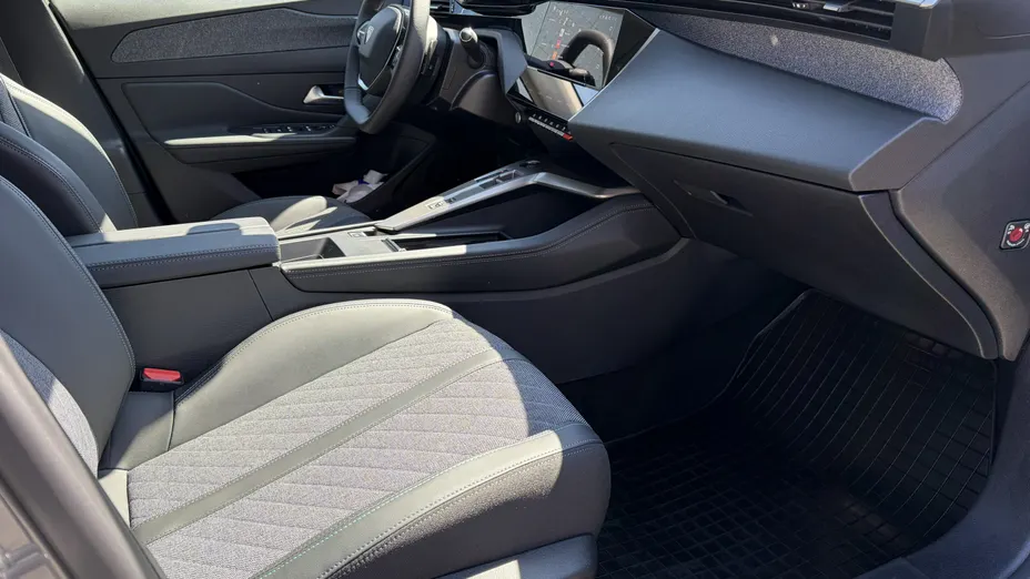 PEUGEOT 408 408 1.2 PureTech Allure Pack S&S EAT8